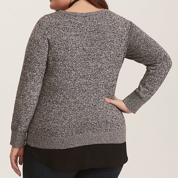 Torrid size 3 sweater with rose applique - Picture 7 of 8